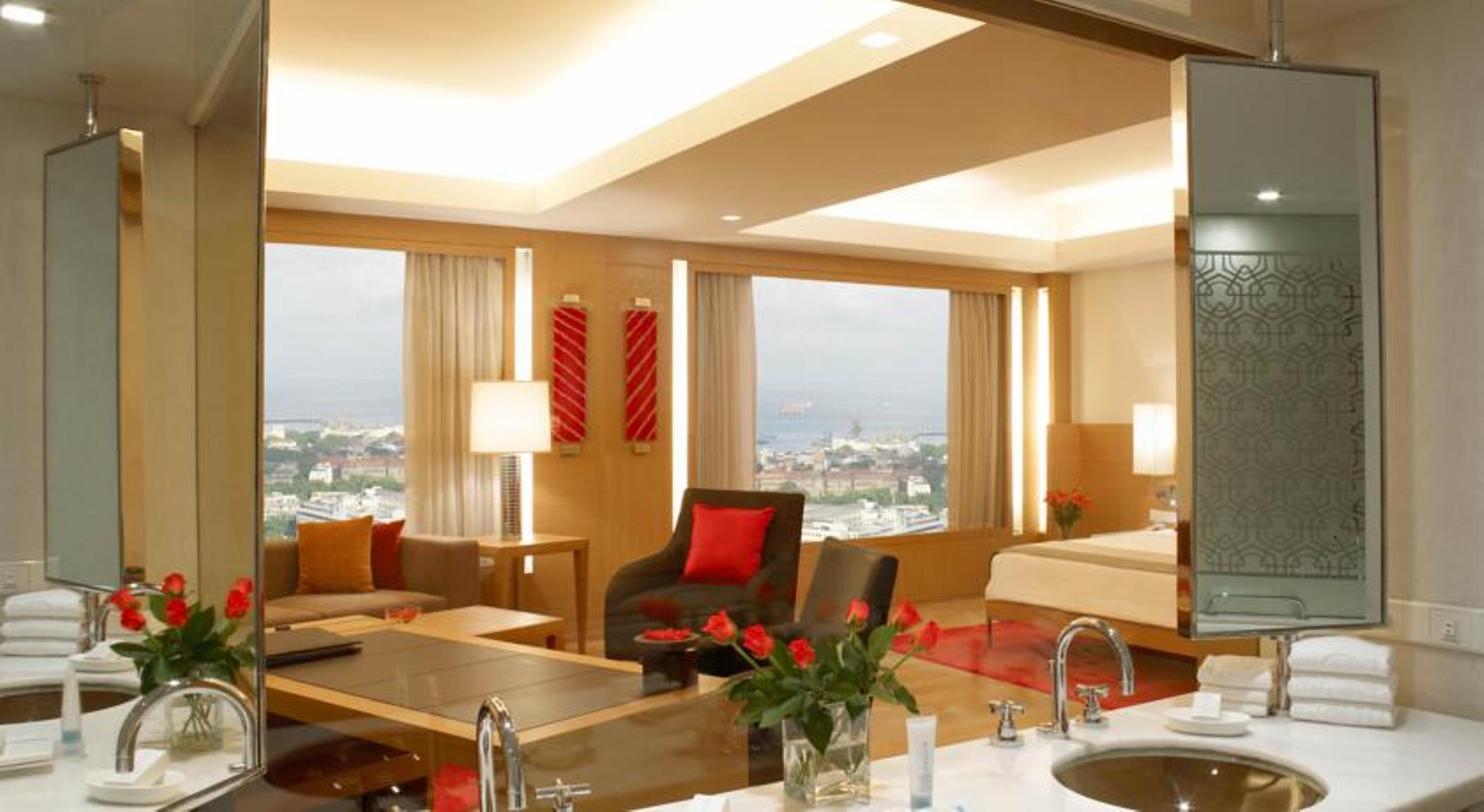 Hotel Trident Nariman Point 5*