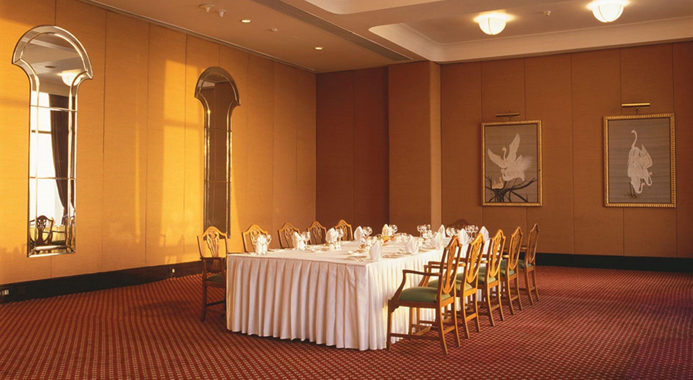 Hotel Trident Nariman Point 5*