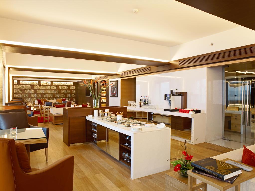 Trident Nariman Point 5*